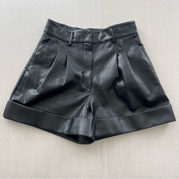 ARITZIA Wilfred Labyrinth Cuffed Faux Leather Shorts - Picture 11 of 15